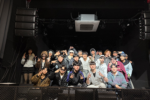 인스디스 활동사진